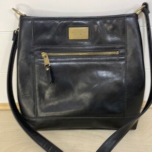 TIGNANELLO Women Black Leather Adjustable Strap Crossbody Shoulder Bag‎ Purse